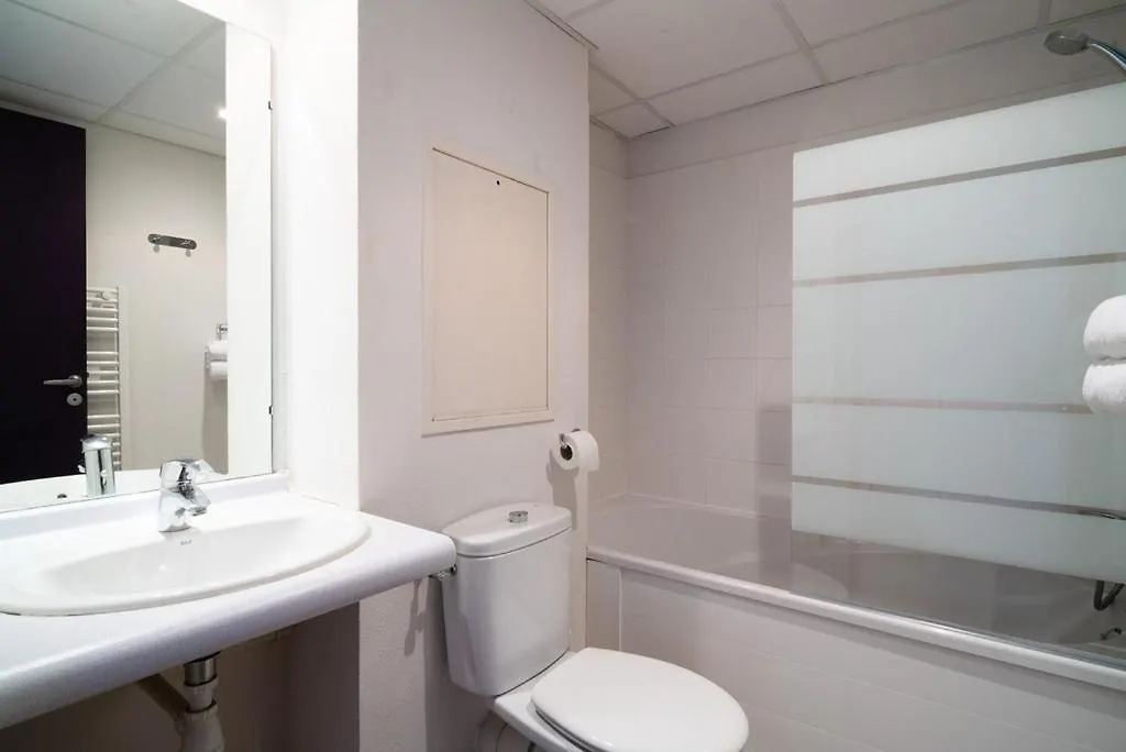 Joli Studio Proche Gare Et Centre Ville Lourdes Apartament