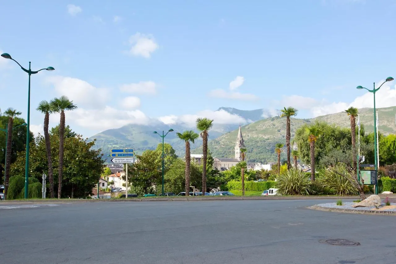 Joli Studio Proche Gare Et Centre Ville Lourdes Francja
